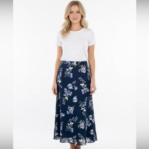 Vintage Lane Bryant navy blue floral skirt size 22/24